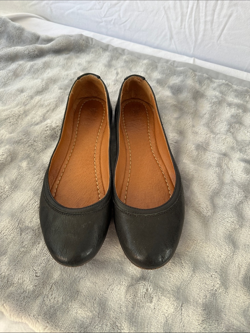 Frye Classic Women's Black Ballet Flats